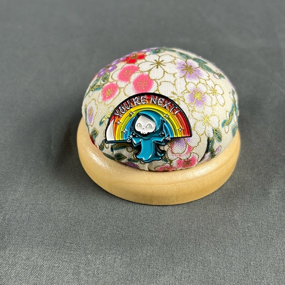 1.2 Inch Grim Reaper Enamel Pin - Picture 1 of 3